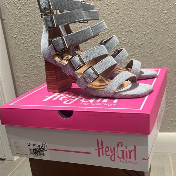 Corkys Gray and Blue Strappy Heels - Picture 15 of 16